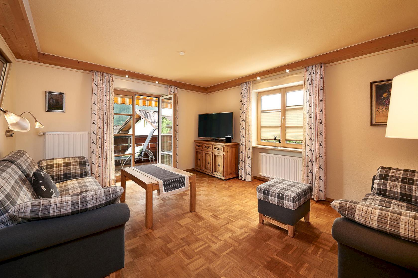Wohnzimmer Ferienwohnung Hirschberg