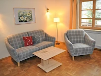 Wohnzimmer mit Südbalkon